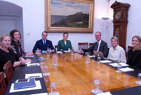 Crown Princess Victoria wore J.Lindeberg blazer, Tiger of Sweden suit, H&M Jacket for meetingç Prince Daniel at Stockholm Royal Palace