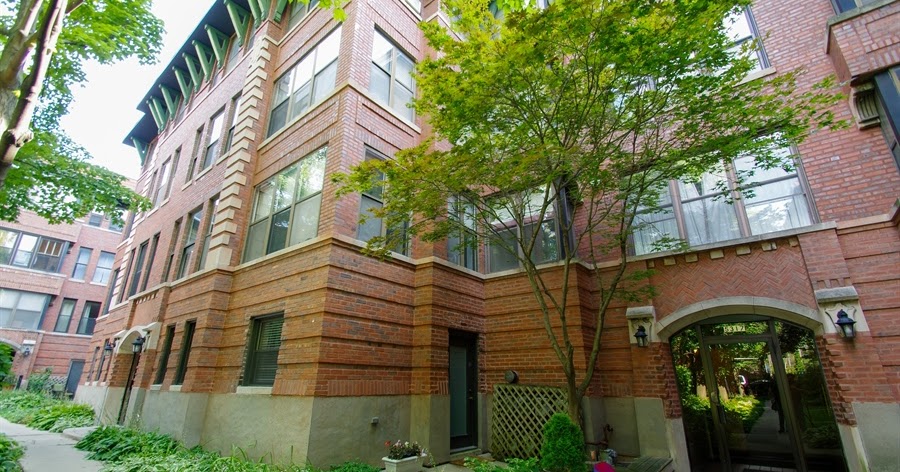 The Chicago Real Estate Local: New for sale! Edgewater Beach duplex-up at 5319 N Kenmore Unit 3A ...