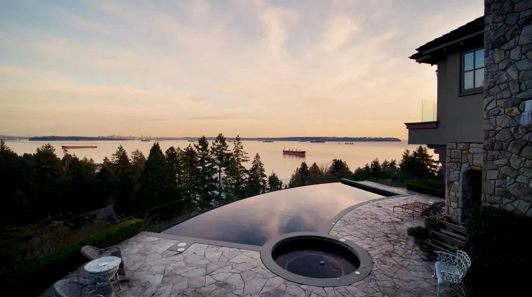 21 Photos vs. 4672 Clovelly Walk, West Vancouver, BC Exterior Design Ultra Luxury Home Tour