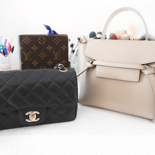 How to Build a Handbag Collection – Readers Questions Answered