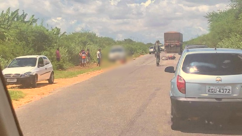 Acidente de trânsito deixa vítima fatal em Petrolina (PE) - Portal Spy Noticias Acidente de trânsito deixa vítima fatal em Petrolina (PE) - Portal Spy Noticias