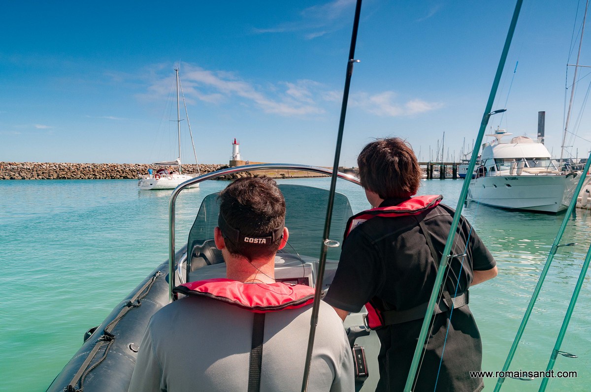 Romain Sandt Photographie le blog Session pêche en Bombard explorer 690 avec Vincent Le Masson