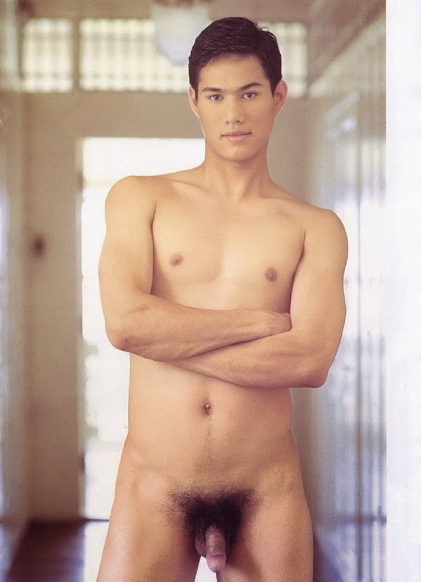 ★ Bulge and Naked Sports man : Asian Sexy Underwear.