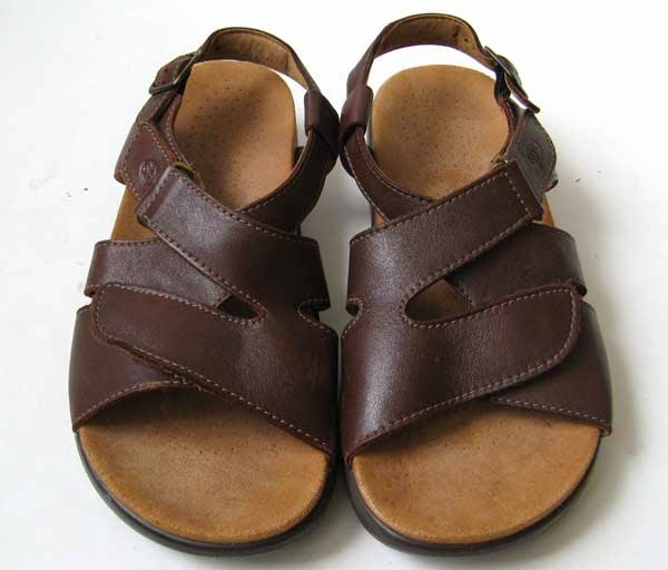 SAS SANDALS SAS BROWN LEATHER HUGGY SANDALS WOMENS SIZE 7 WIDE