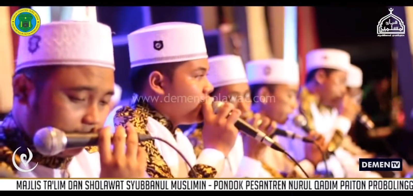 Lirik Sholawat Santri Bukan Artis | Al-Islamu-Dini - Perindu Sholawat