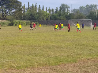 BRI Sinjai Beraduh Kekuatan dengan Kodim 1424 Sinjai  dilapangan Stadion H.Andi bintang