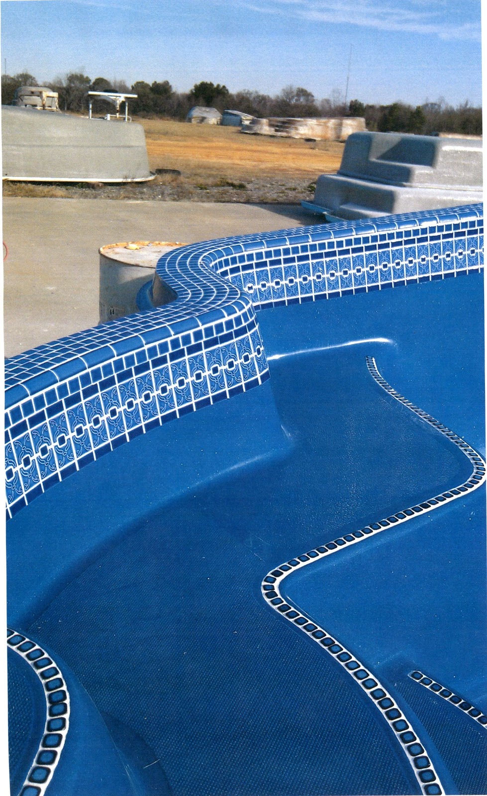 FIBERGLASS POOLS Over the Lip Tile Install. "Silicone Rubber Grout"