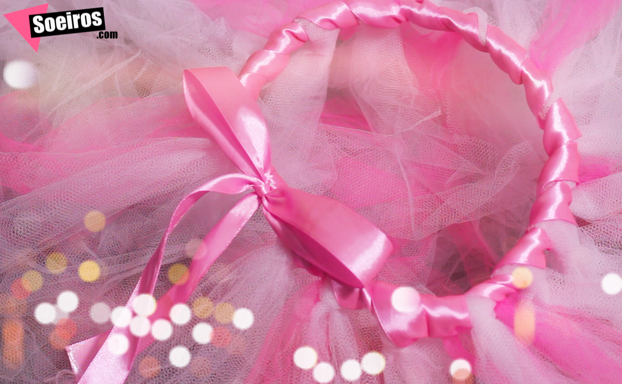 saia de tule com fita na cintura