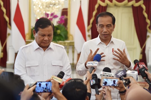Temui Jokowi, Prabowo : Kami Intens Bertukar Pandangan Soal Ekonomi Global Temui Jokowi, Prabowo : Kami Intens Bertukar Pandangan Soal Ekonomi Global