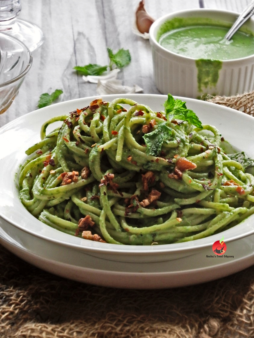 Spaghetti in Creamy Broccoli Spinach and Walnut Sauce