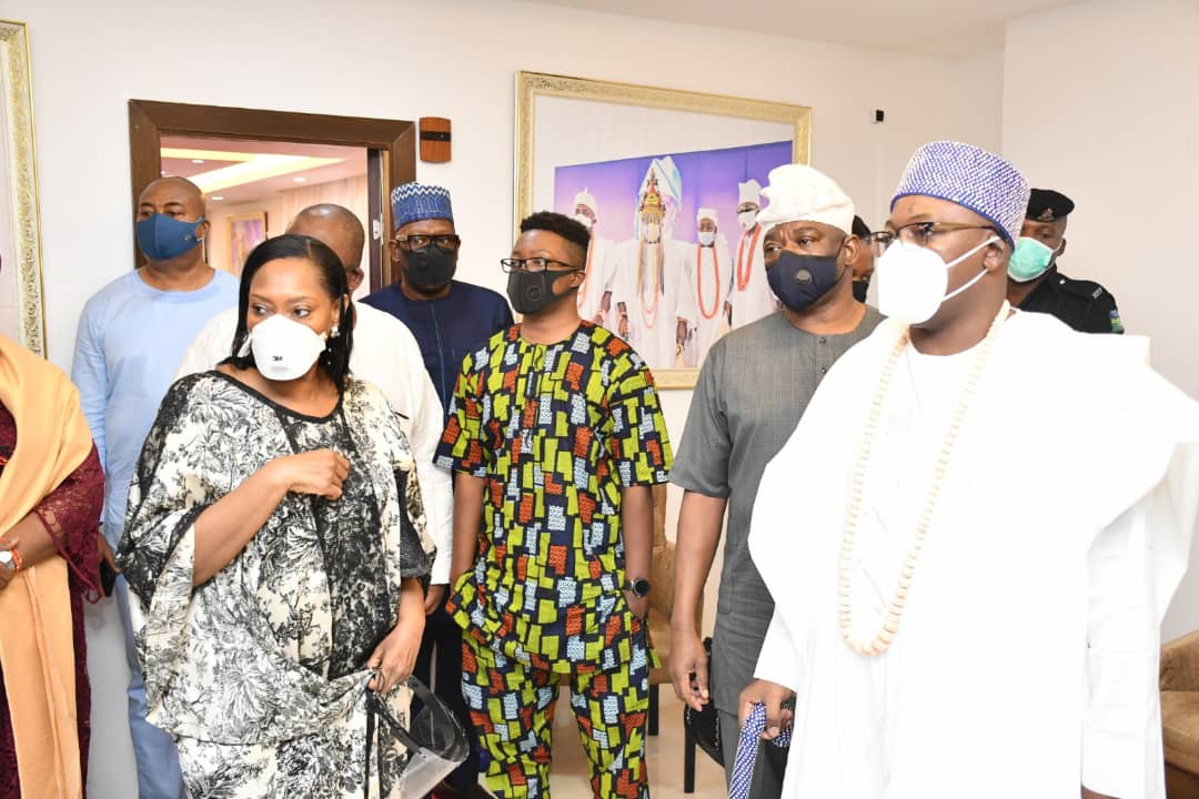 Kola Abiola Leads Other Abiola Family Members To pay Homage To New