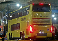 Os ônibus Double Decker das empresas 1001 e Nordeste 12 Sem%2Bt%25C3%25ADtulo%2B7