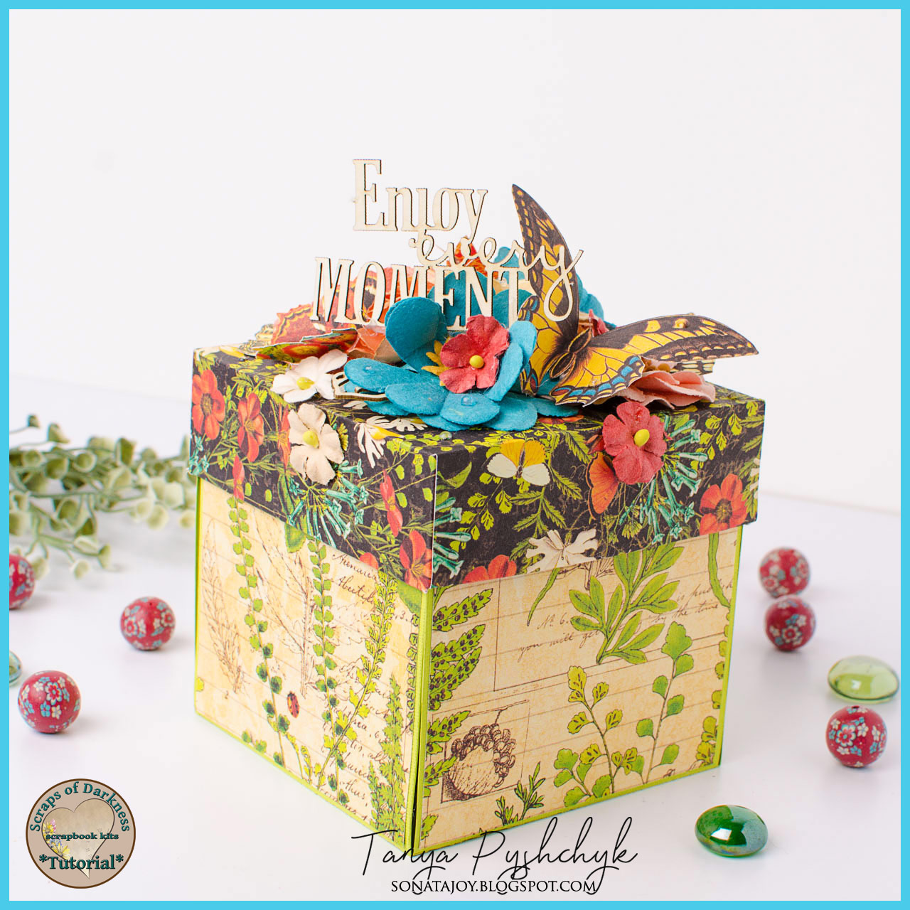 Scraps of Darkness and Scraps of Elegance Graphic 45 Explosion Box
