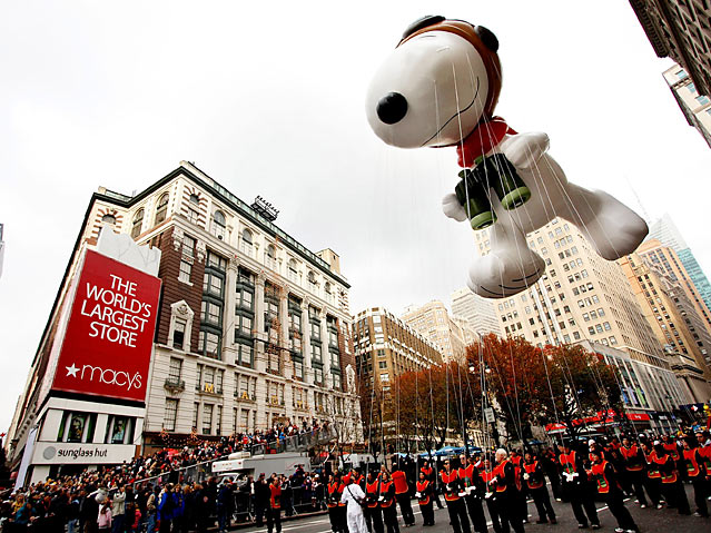 Midtown Blogger/Manhattan Valley Follies: Whither Macy's?