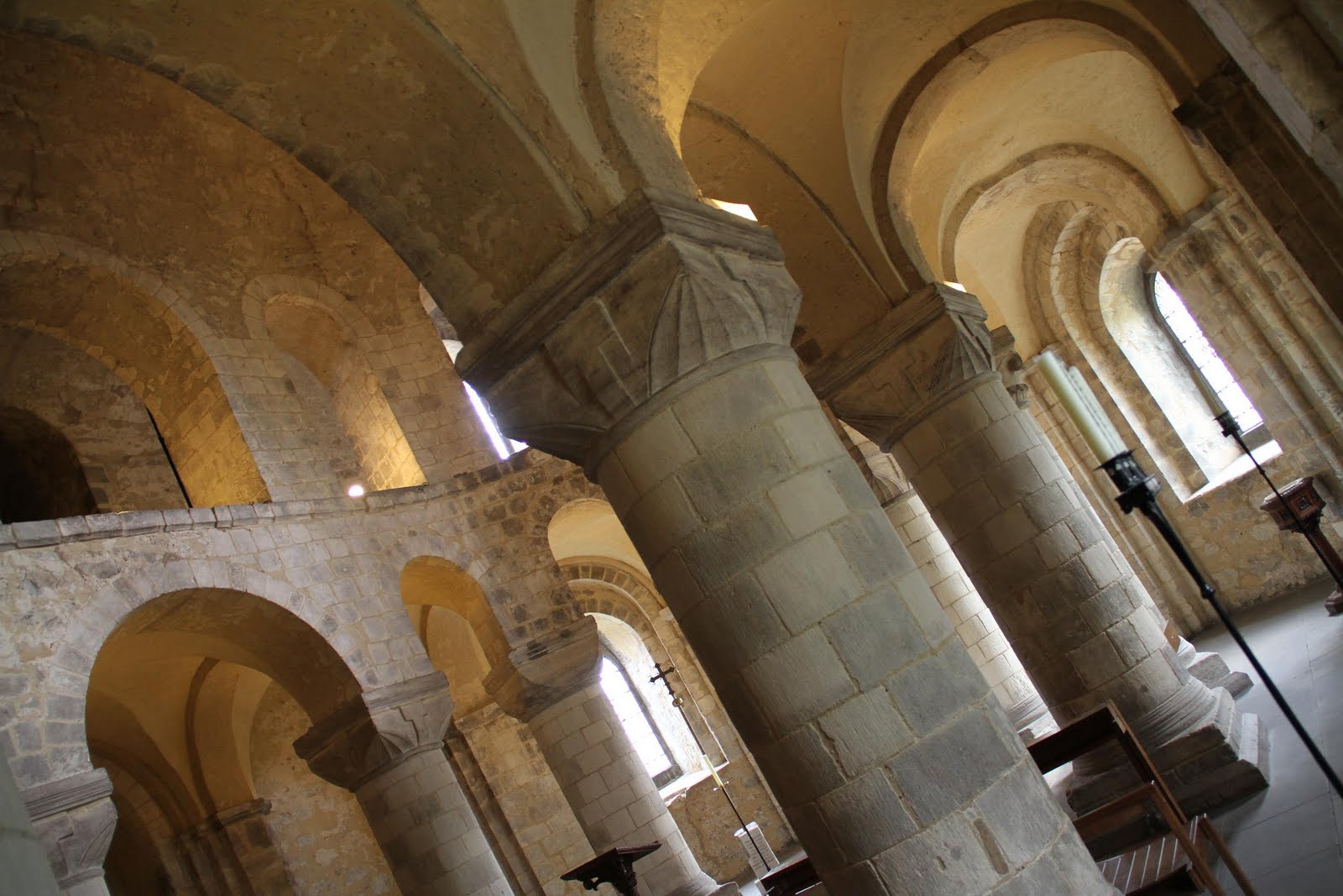 L'art roman ; passionnément Tour de Londres; la chapelle SaintJean.