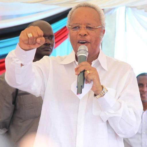Lowassa Alizwa na Wanafunzi, Maiti 32 zapelekwa Mochwari