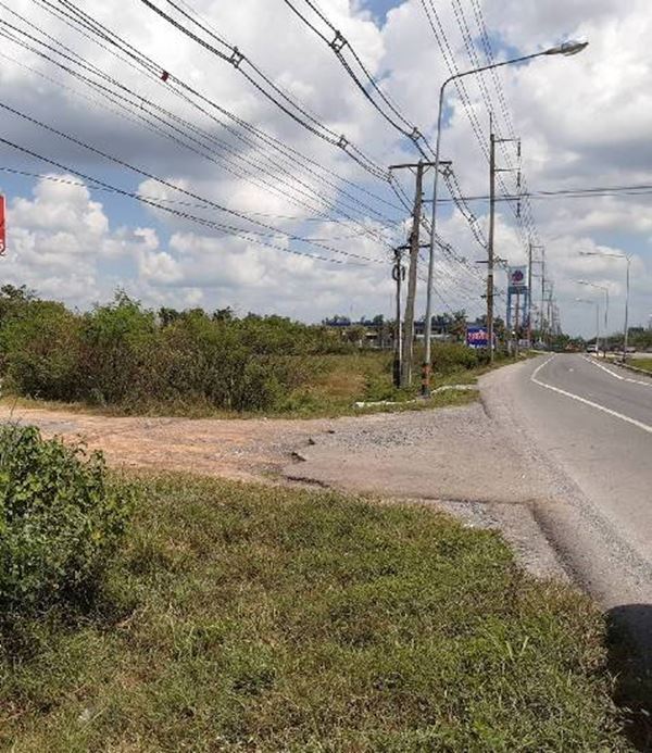 ขายที่ดินอุดรธานี 15 ไร่ ติดถนนใหญ่ จังหวัดอุดรธานี อำเภอเมือง ตำบลนิคมสงเคราะห์