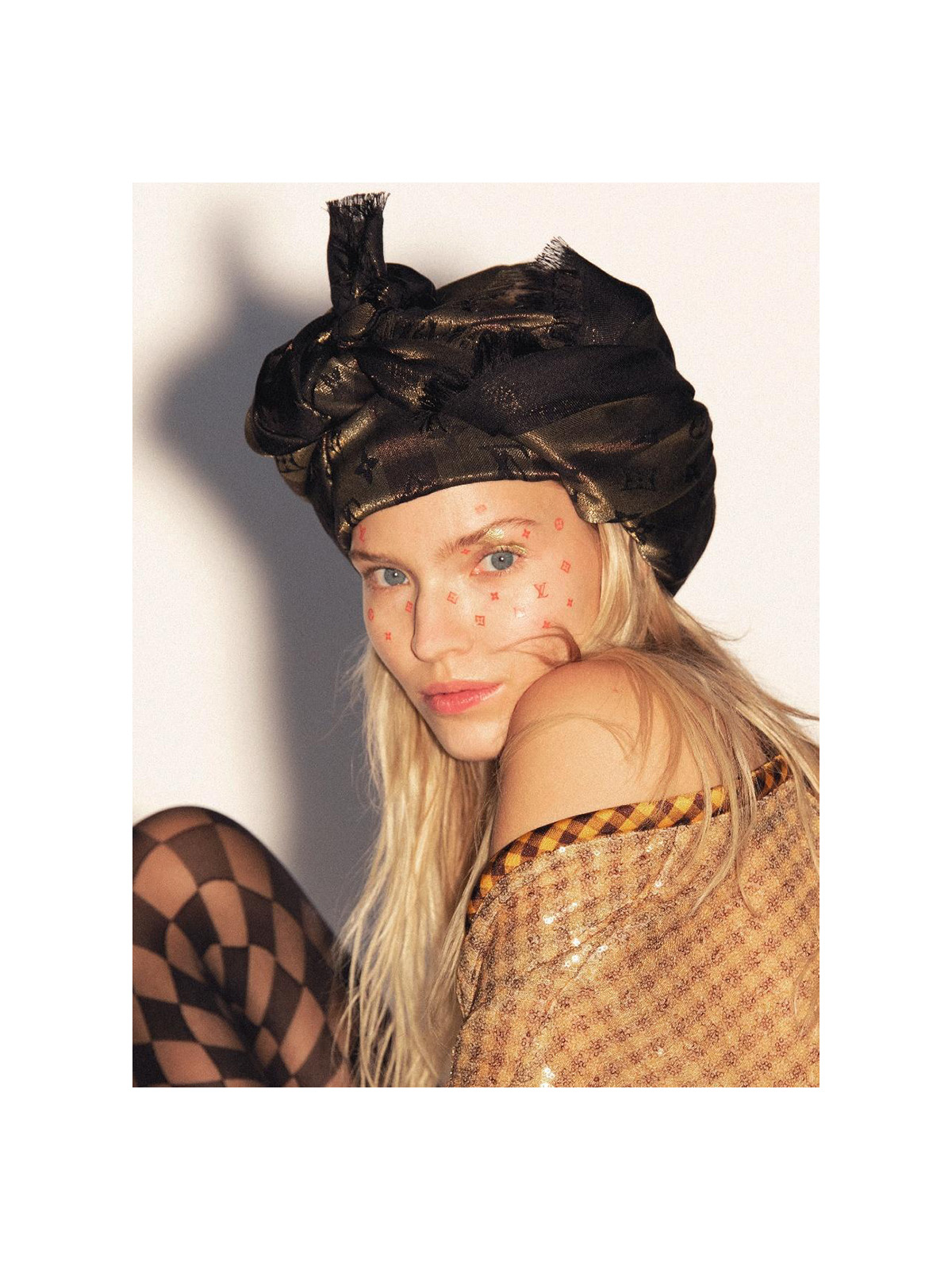 39 Lolas: Sasha Luss by Hans Feurer for Numéro France n.210 February 2020