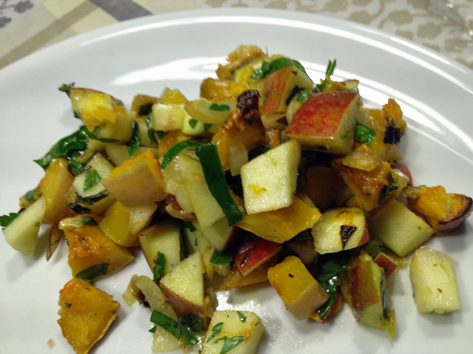 Apfel-Butternut-Kürbis Salat ~ LuboBase