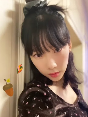 Taeyeon is in the mood for some sweet selfies! - Wonderful Generation