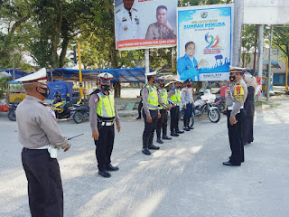 Peringati Hari Pahlawan, Satlantas Polres Lutra Heningkan Cipta Bersama Pengendara