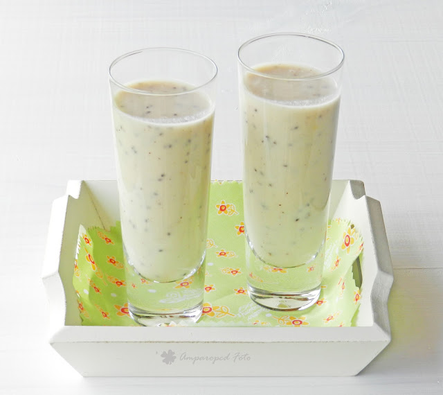  Batido de yogur de fresa y kiwi natural 