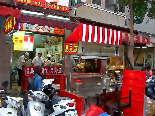 內江街美食|田師傅臭豆腐|西門町紅樓美食推薦