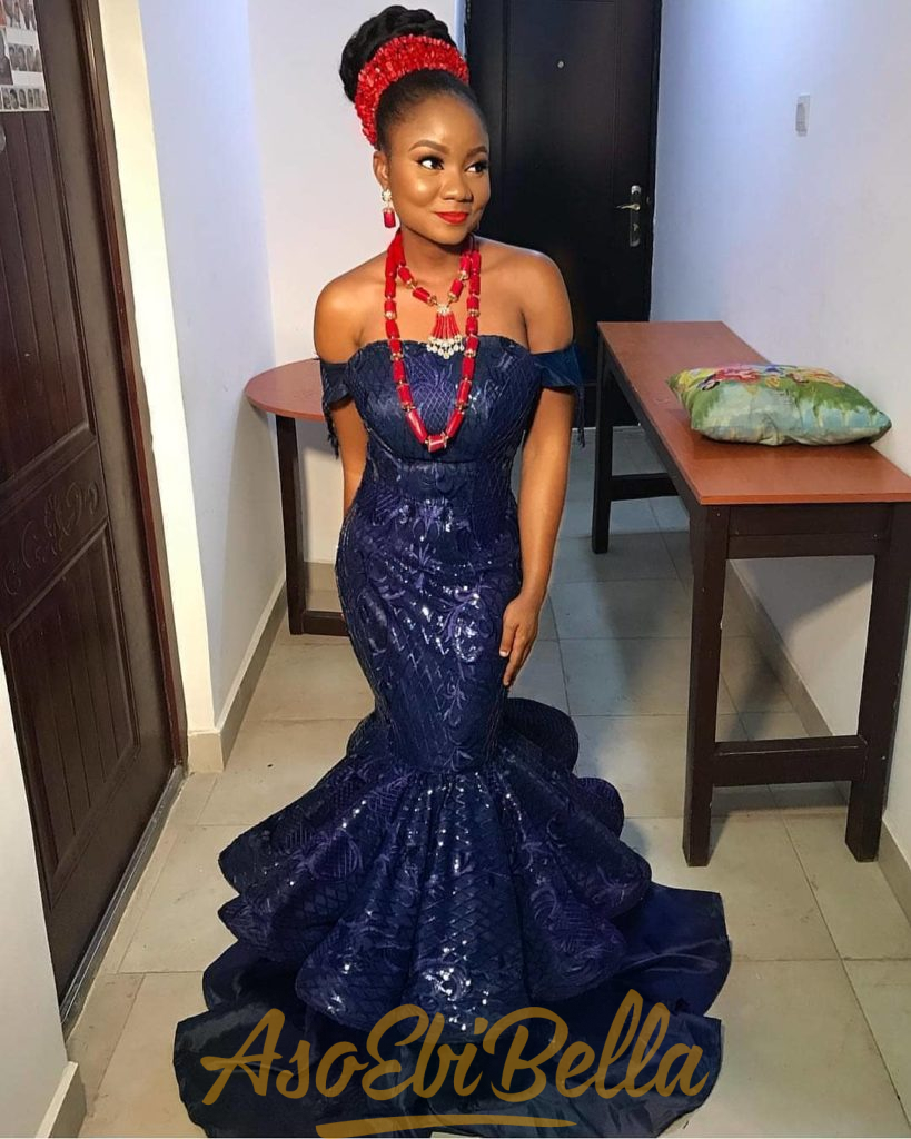 #EbFabLook Vol 47: Try This New Ladies Aso-Ebi Style Worn From 2nd-10th March 2019