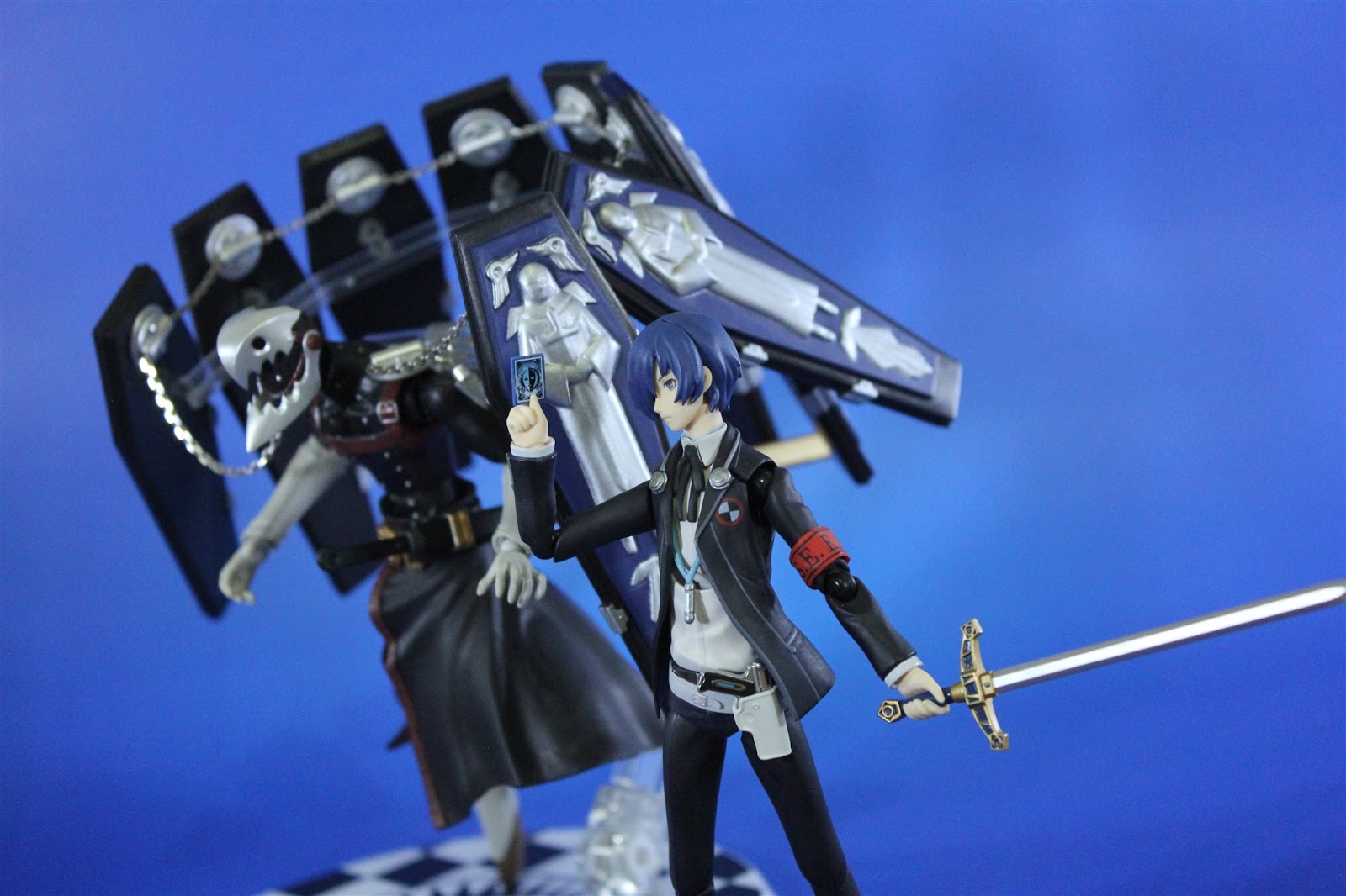 Persona 3 D-Arts Thanatos Review.