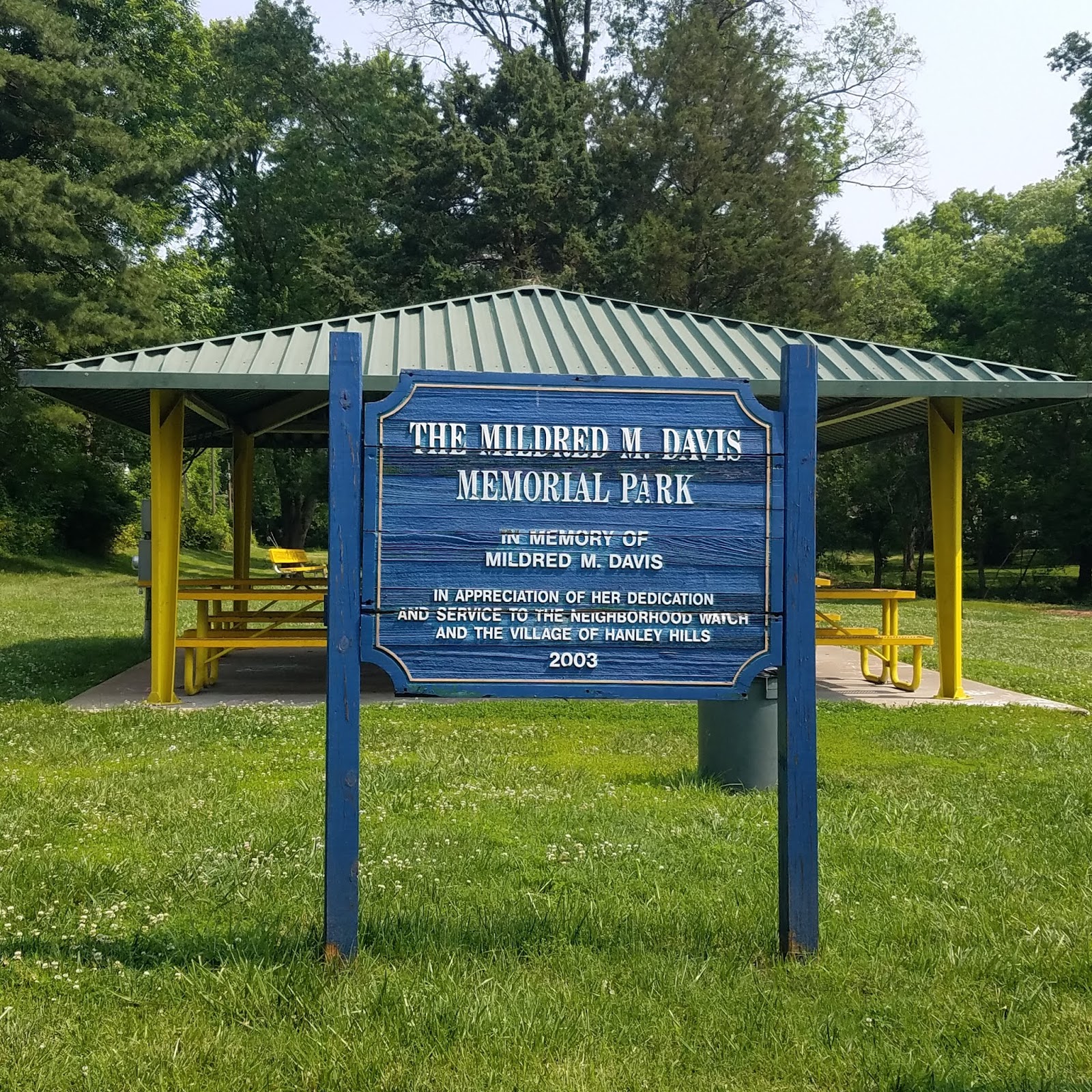 Play St. Louis Mildred M. Davis Memorial Park, Hanley Hills