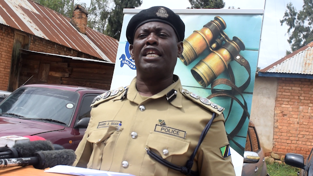  Walimu Wamtoa Mimba Mwanafunzi, Wadakwa na Polisi