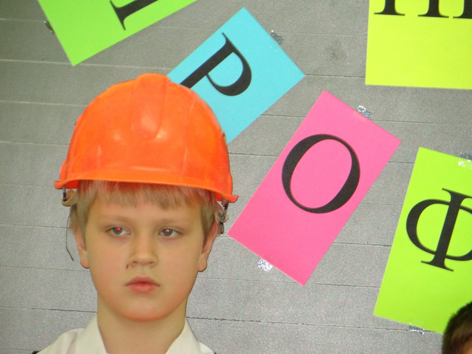 Сурдопереводчика