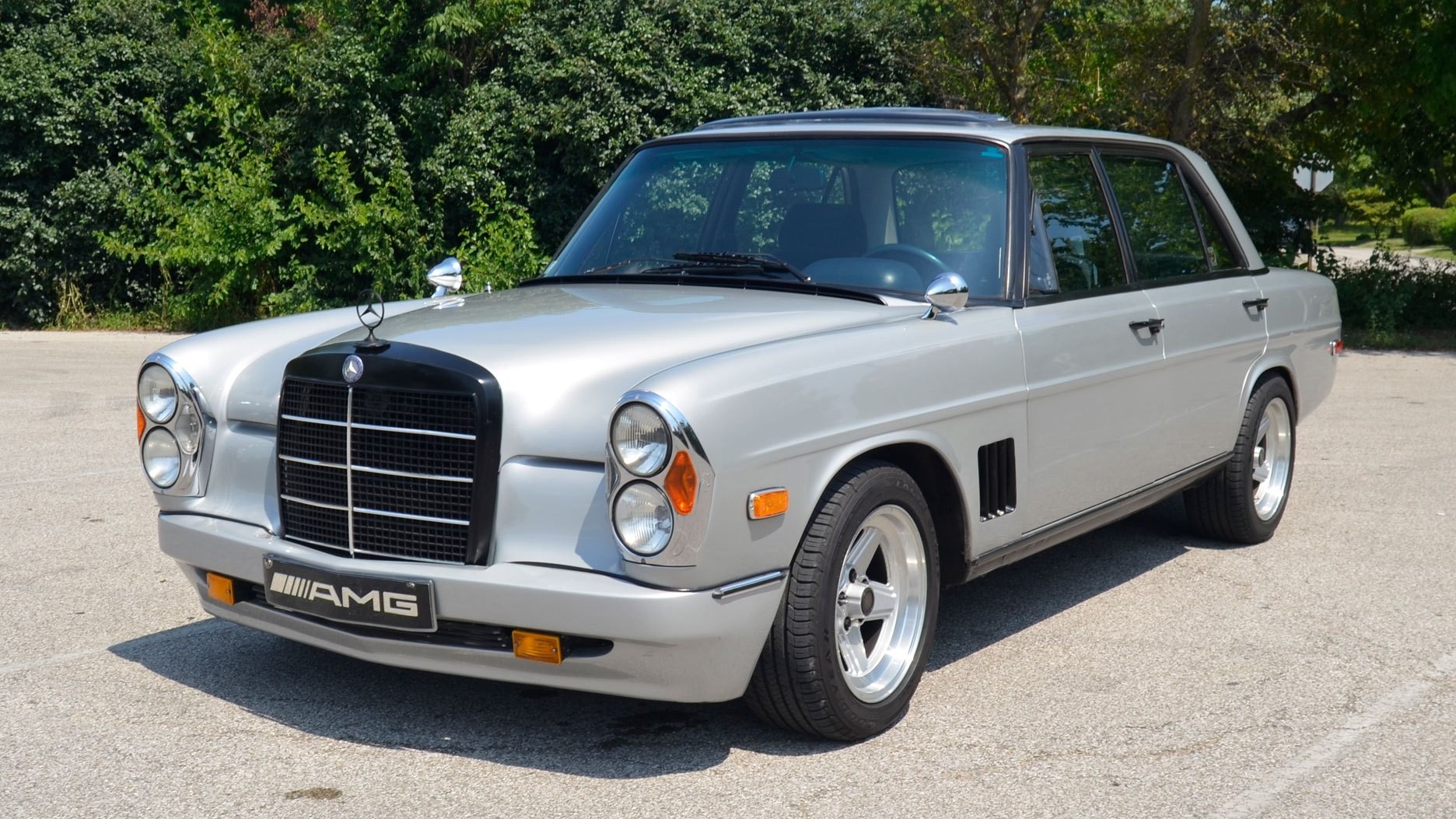 Мерседес w109