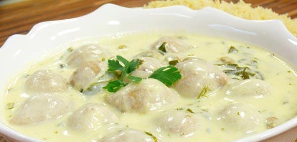 Kibbeh Labanieh (Meat Croquettes in Yoghurt) Recipe