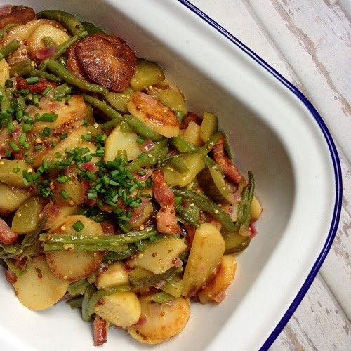 Bratkartoffelsalat mit Bohnen und Bacon