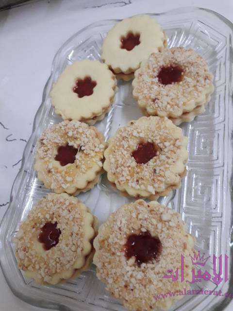 صابلي المعجون الفراولة ذوق رائع