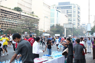 Salman's Being Human decided to encourage the Mumbai Marathon Runners