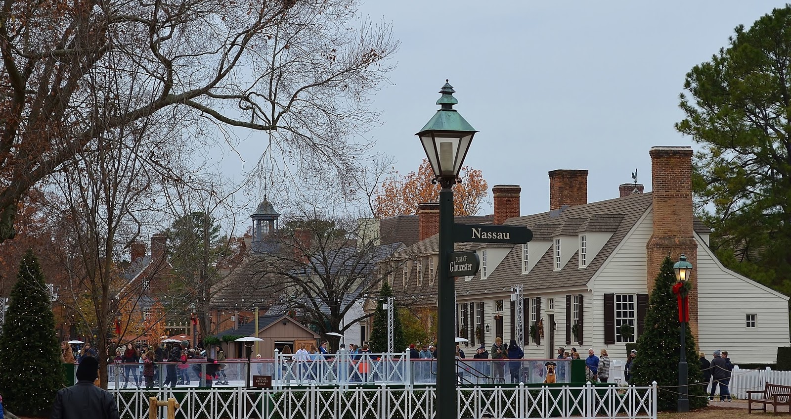 Christmas in Colonial Williamsburg The Grand Illumination