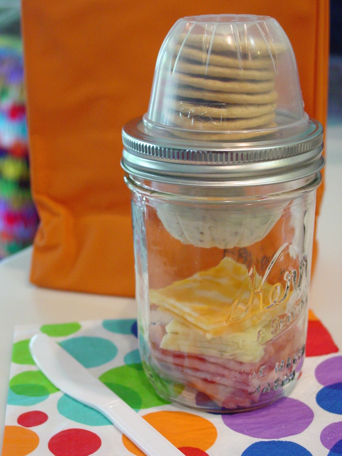 Mason Jar Divider Cup for Salads, Dips, and Snacks Ultra Violet / Regular Mouth