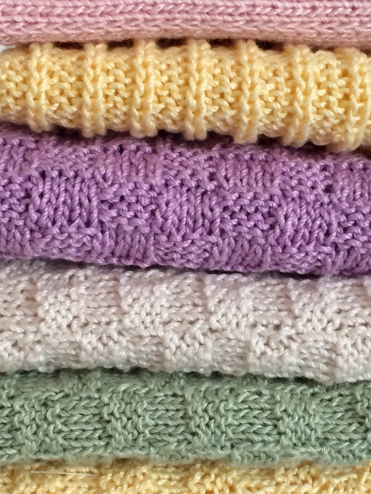 Fabulously Flawed Miniatures Miniature Knitted Blankets