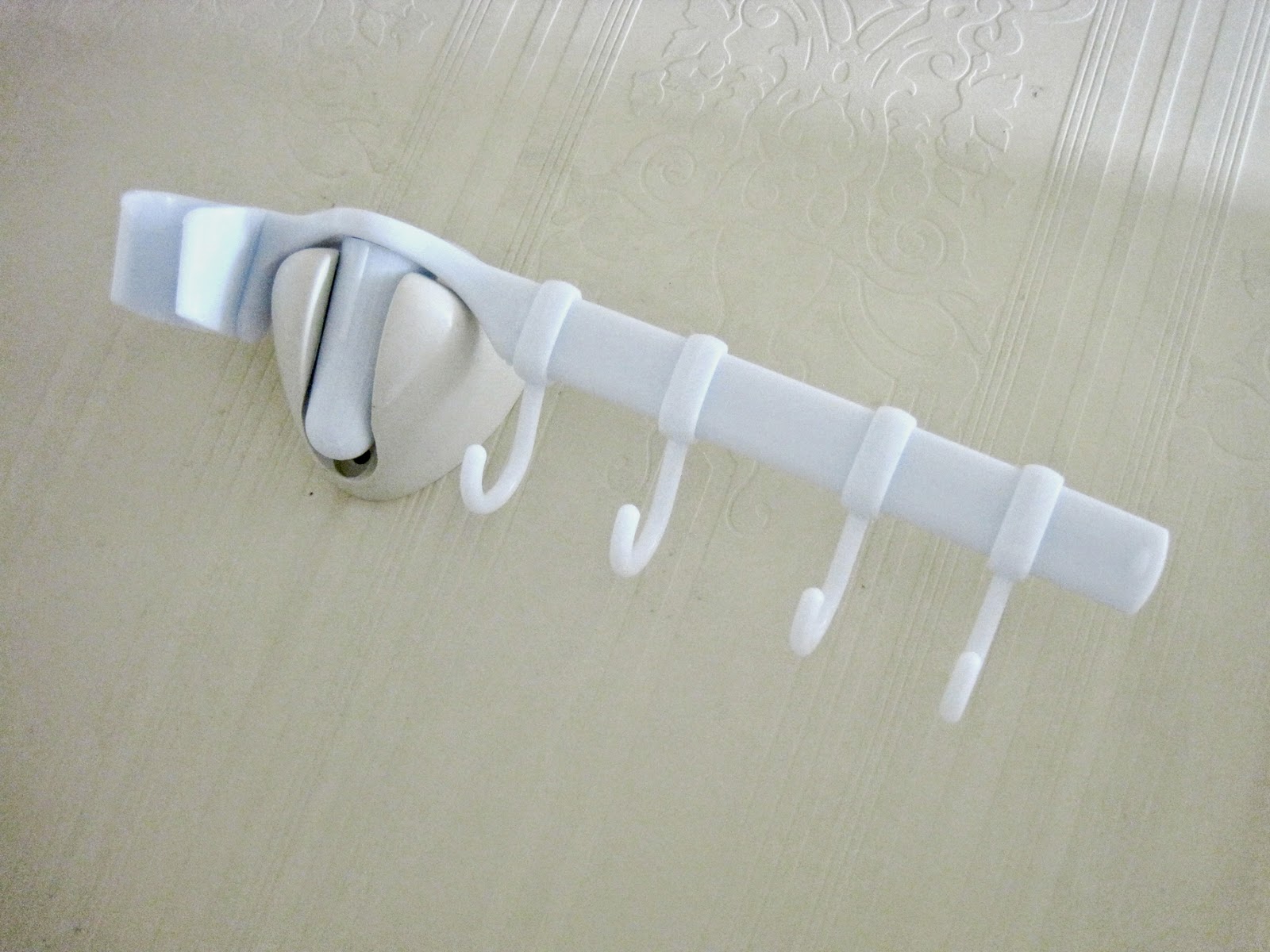 John Black Style's Korean Life Smart Multi 4 Hooks For Shower Bar