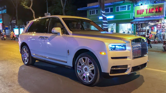 MUA ROLLS ROYCE CULLINAN VỀ VIỆT NAM LÀ BAO NHIÊU TIỀN?