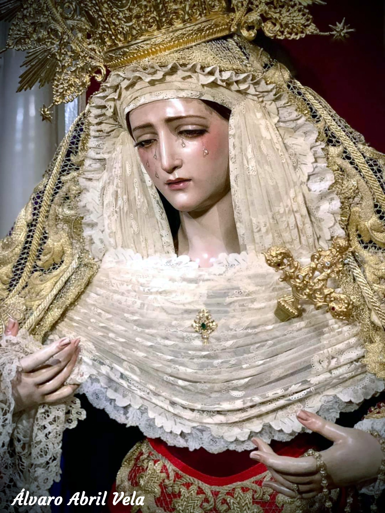 Cruz de Guía Decano de la información cofrade en Granada. SOLEMNE