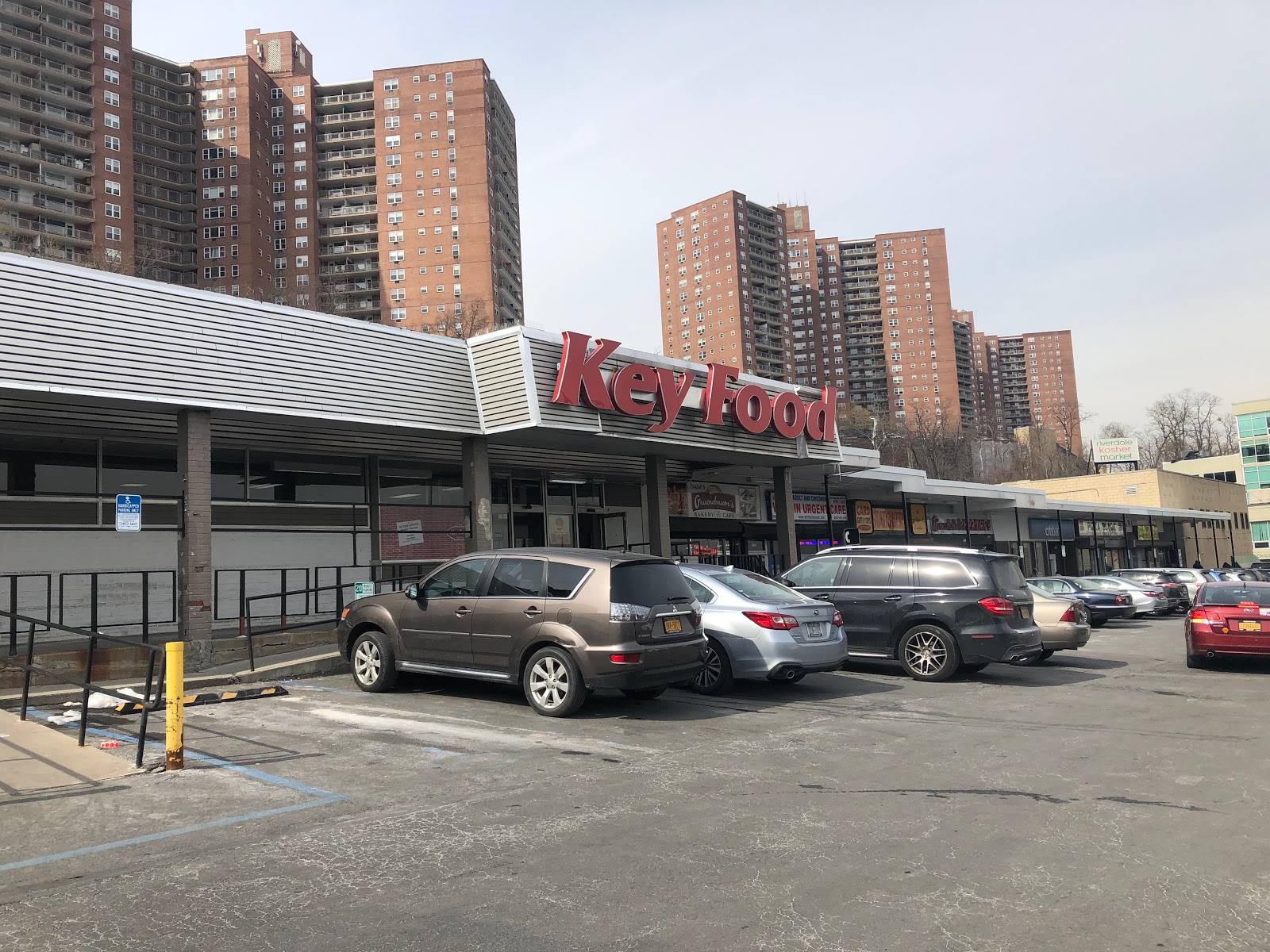 Snapshot Riverdale Kosher Market Riverdale, Bronx, NY