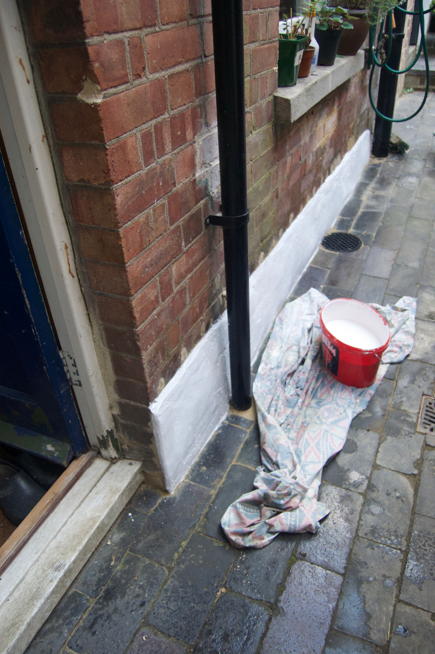 Lime putty limewash on lime render it's so easy