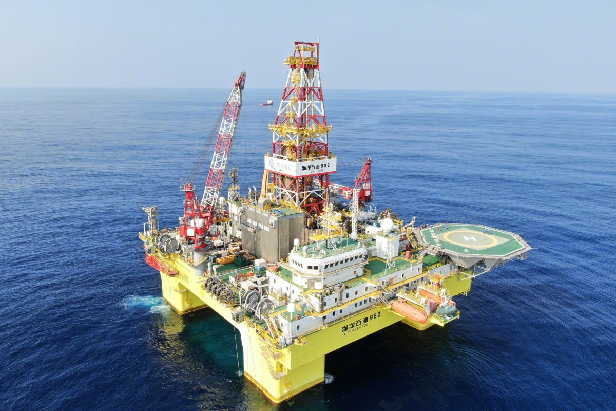 War News Updates China Discovers Major Oil And Gas Deposit In Disputed