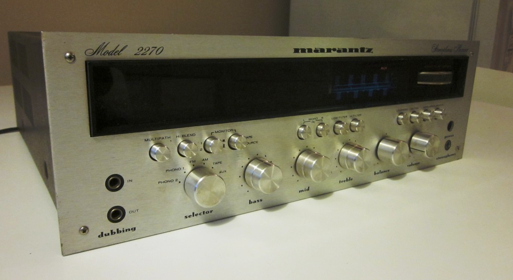 Speakerholic: Marantz 2270
