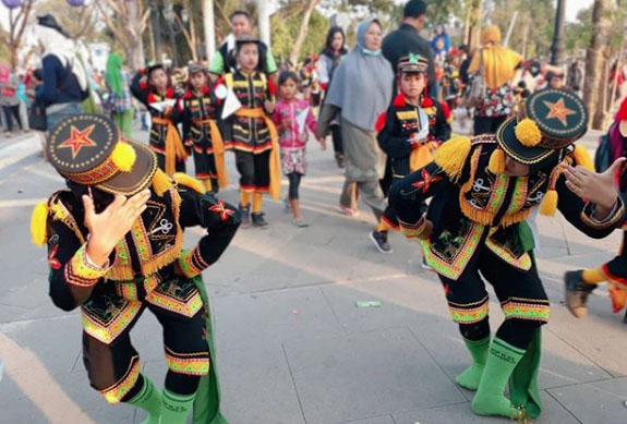 tari Dolalak Tarian khas purworejo