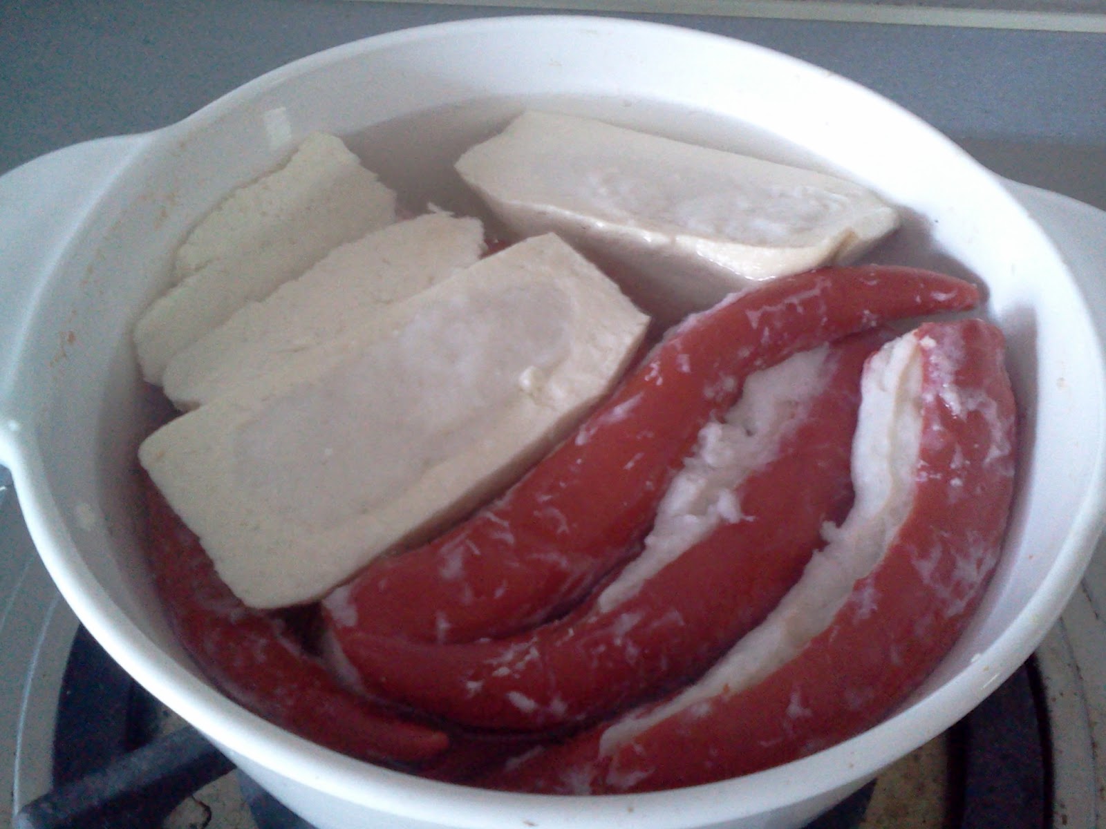 Yummy Bit Bit Stuffed Bean Curd Tau Kwa, Red Chilli (Yong Tau Foo