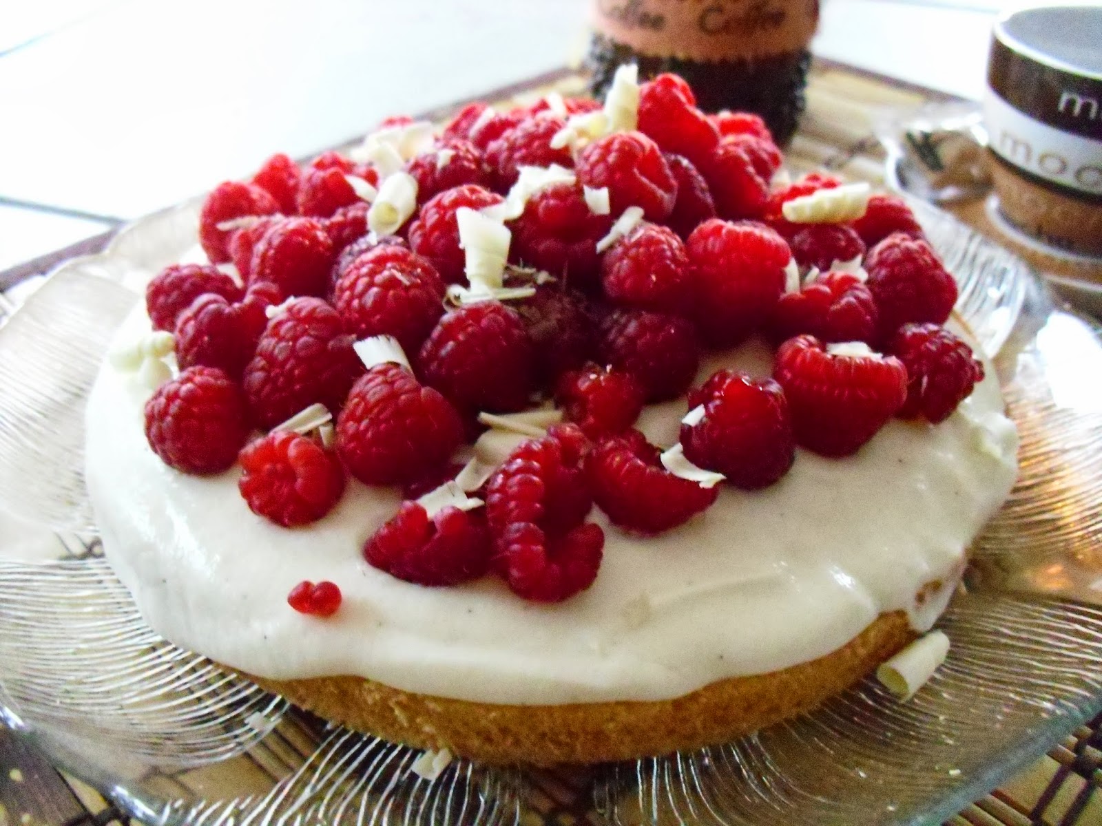Young, Fresh &amp; Delicious Food Blog: Himmlische Himbeer-Joghurt Torte